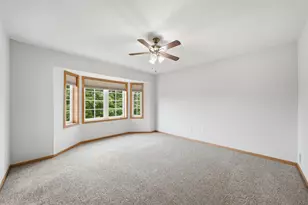 1693 Windsor Dr S, Shakopee, MN 55379 - Photo 31
