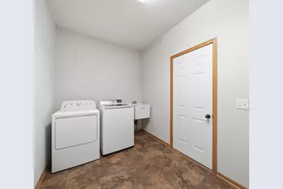1693 Windsor Drive S, Shakopee, MN 55379 - Photo 29
