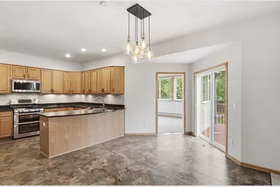 1693 Windsor Drive S, Shakopee, MN 55379 - Photo 15