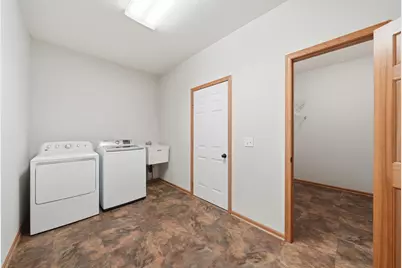 1693 Windsor Drive S, Shakopee, MN 55379 - Photo 23