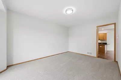 1693 Windsor Drive S, Shakopee, MN 55379 - Photo 13