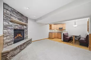 1693 Windsor Dr S, Shakopee, MN 55379 - Photo 41