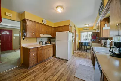 1339 Manomin Avenue, West Saint Paul, MN 55118 - Photo 5