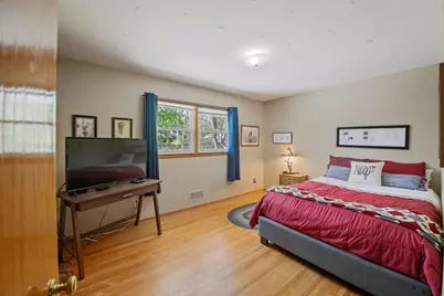 1339 Manomin Avenue, West Saint Paul, MN 55118 - Photo 7