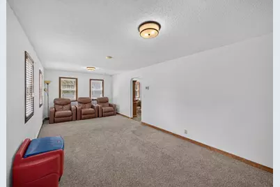 2209 6th Street NW, Austin, MN 55912 - Photo 5