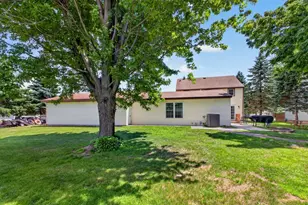 2209 6th St NW, Austin, MN 55912 - Photo 31