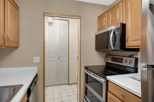 179 Little Canada Rd E, Little Canada, MN 55117 - Photo 11