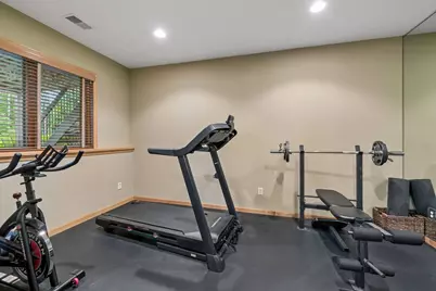 9001 Springwood Drive, Woodbury, MN 55125 - Photo 37