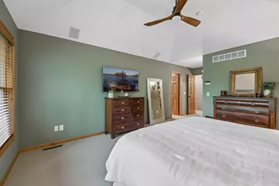 9001 Springwood Drive, Woodbury, MN 55125 - Photo 71