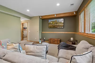 9001 Springwood Drive, Woodbury, MN 55125 - Photo 33