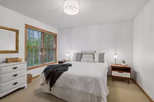 9001 Springwood Dr, Woodbury, MN 55125 - Photo 29
