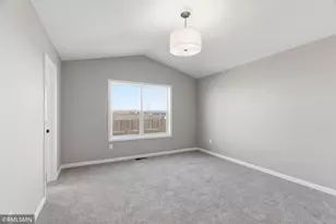10532 Goodview Ave S, Cottage Grove, MN 55016 - Photo 7