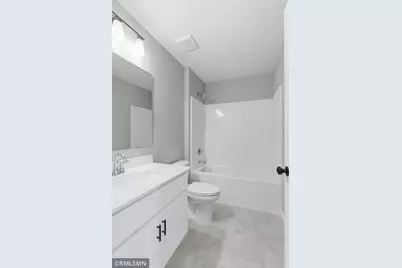 10532 Goodview Avenue S, Cottage Grove, MN 55016 - Photo 13