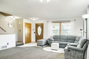 607 Pleasant Dr, Hastings, MN 55033 - Photo 5