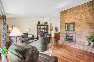 13416 Washburn Dr, Burnsville, MN 55337 - Photo 3