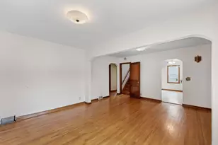 509 1st St N, Hopkins, MN 55343 - Photo 5