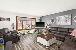 9105 Falcon St, Duluth, MN 55808 - Photo 13