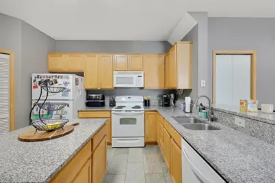 1940 Bluestem Lane, Shoreview, MN 55126 - Photo 17