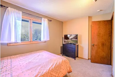 9135 36th Avenue N, New Hope, MN 55427 - Photo 33