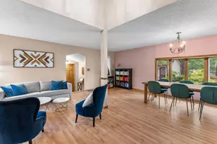 1 Tip Top Ln, Mahtomedi, MN 55115 - Photo 5