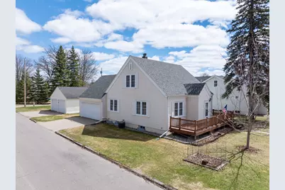 932 NW 1st Avenue, Grand Rapids, MN 55744 - Photo 3