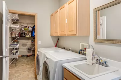 9743 Almond Avenue N, Brooklyn Park, MN 55443 - Photo 17