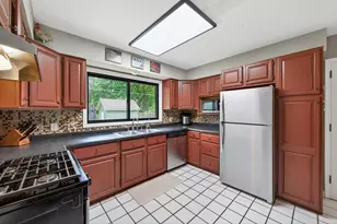 2041 Emerald Ln, Eagan, MN 55122 - Photo 11