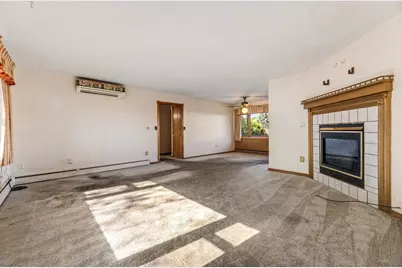 407 Hiawatha Boulevard, Winona, MN 55987 - Photo 5
