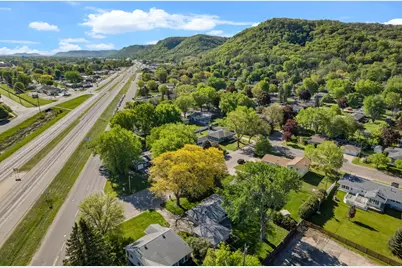 407 Hiawatha Boulevard, Winona, MN 55987 - Photo 21