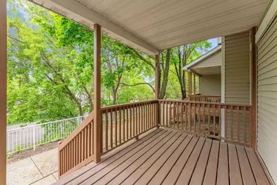 29 River Bend Place, Chaska, MN 55318 - Photo 3