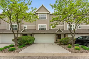 29 River Bend Pl, Chaska, MN 55318 - Photo 1