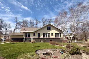 2201 5th Ave E, Hibbing, MN 55746 - Photo 1