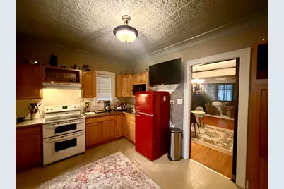 2201 5th Avenue E, Hibbing, MN 55746 - Photo 17
