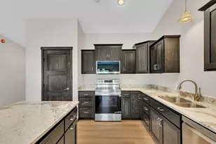 610 Lanigan Way S E, Saint Joseph, MN 56374 - Photo 5