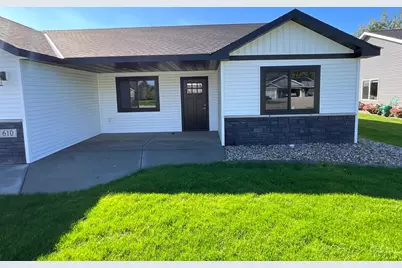 610 Lanigan Way SE, Saint Joseph, MN 56374 - Photo 3