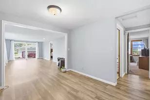 1122 County Rd C E, Maplewood, MN 55109 - Photo 13