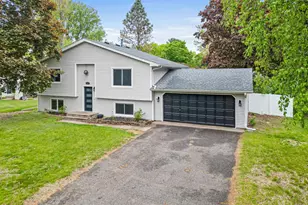 142 Canterbury Rd, Circle Pines, MN 55014 - Photo 41