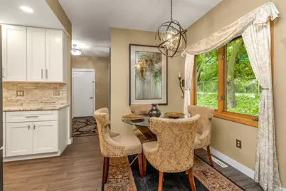 1900 Victoria Road S #C, Mendota Heights, MN 55118 - Photo 7