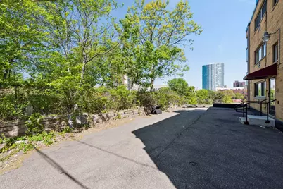 1800 Lasalle Avenue #101, Minneapolis, MN 55403 - Photo 17