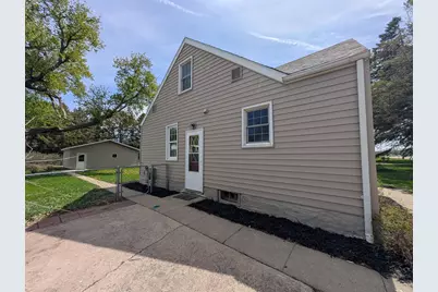 160 10th Street, Tracy, MN 56175 - Photo 21