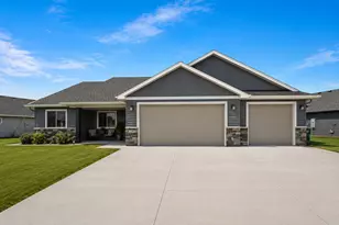 214 Woolgrass Wy, Avon, MN 56310 - Photo 1