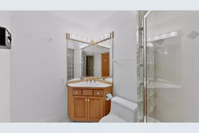1052 Foxcroft Circle SW, Rochester, MN 55902 - Photo 45