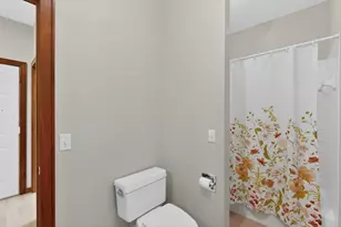 1052 Foxcroft Cir SW, Rochester, MN 55902 - Photo 23