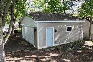 4158 Zane Ave N, Robbinsdale, MN 55422 - Photo 3