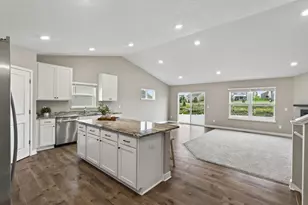 7654 207th St W, Lakeville, MN 55044 - Photo 11