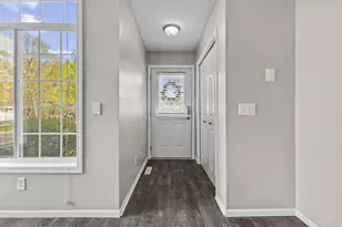 837 Summer Pines Cir, Hudson, WI 54016 - Photo 5