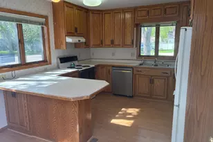 121 N 10th St, Montevideo, MN 56265 - Photo 11