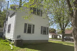 121 N 10th St, Montevideo, MN 56265 - Photo 7