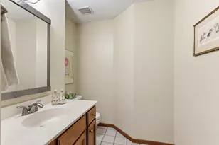8777 Cottonwood Ln, Eden Prairie, MN 55347 - Photo 39