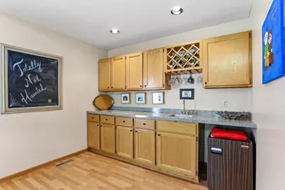 8777 Cottonwood Lane, Eden Prairie, MN 55347 - Photo 13